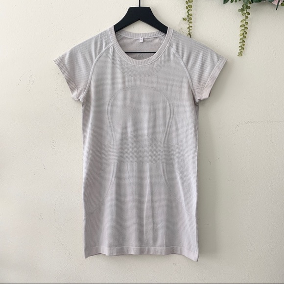 lululemon athletica Tops - Lululemon Swiftly Tech Short Sleeve | Size 6
